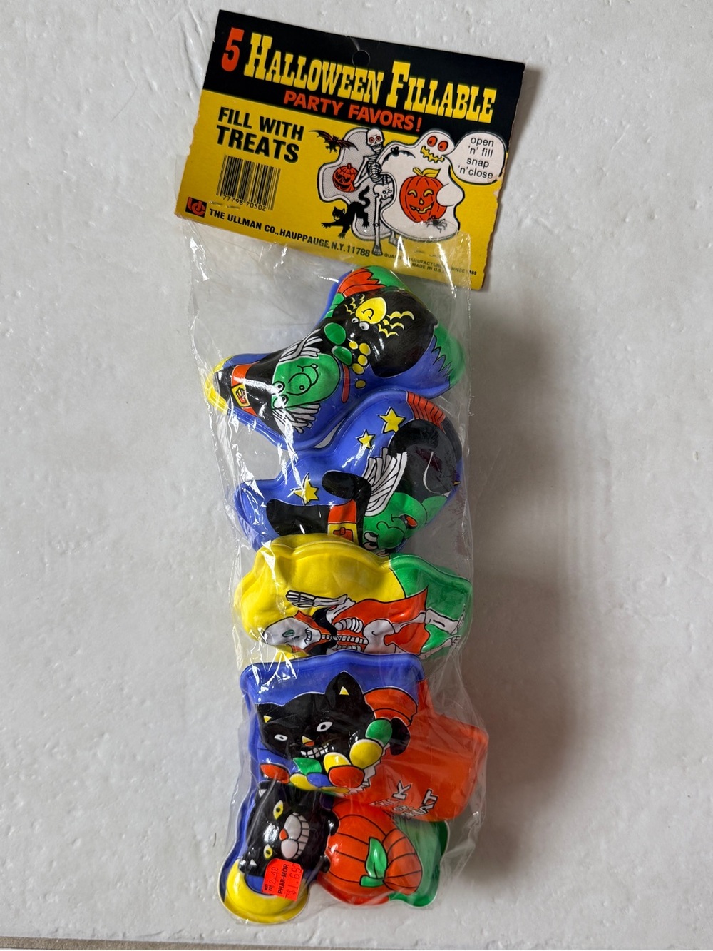 Vintage Ullman Co 80s Fillable Plastic Halloween Party Favors New Old Stock
